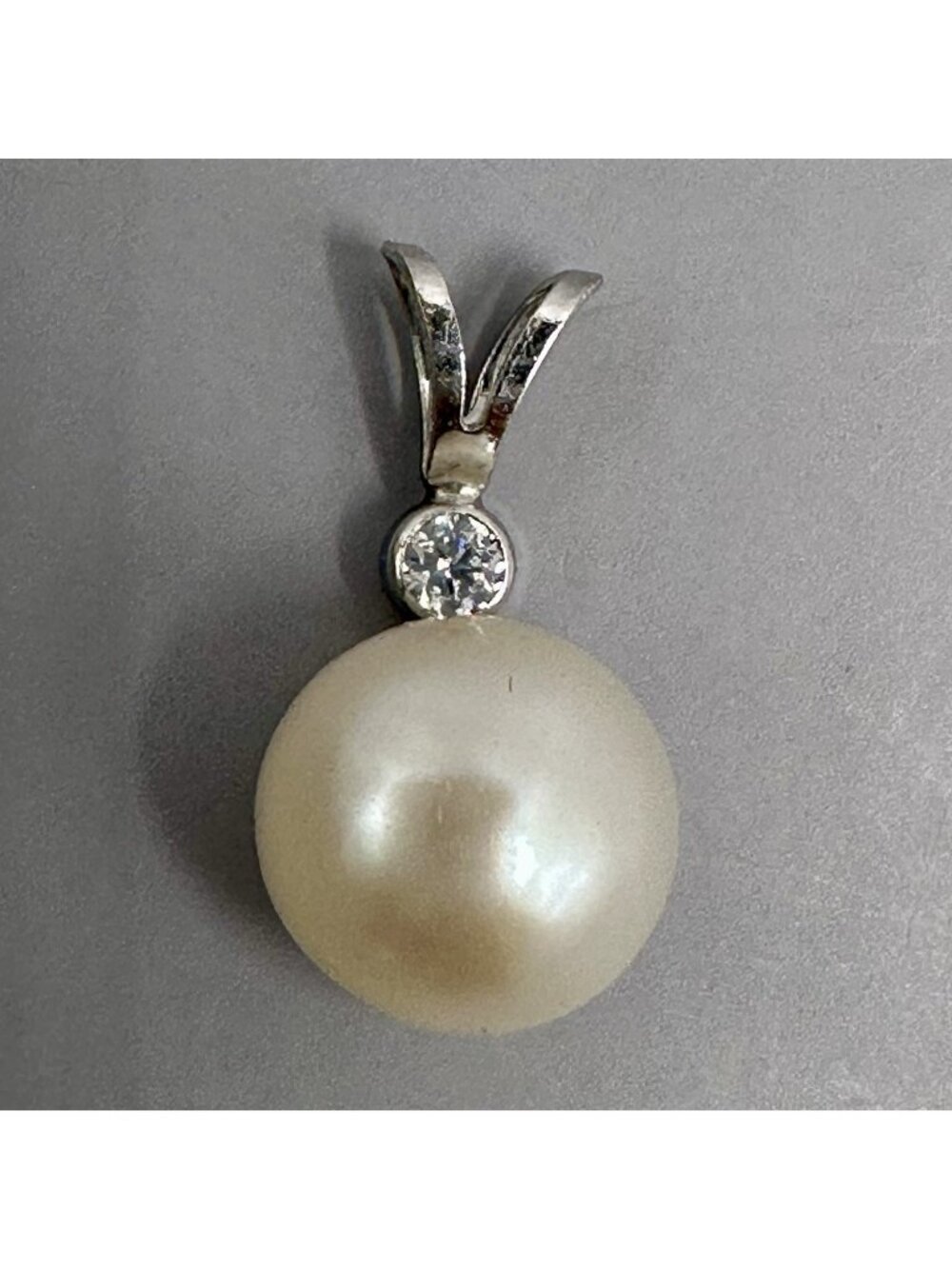 Helzberg Diamonds Pearl Lab Diamond Pendant Signed HDS 925 Sterling Silver